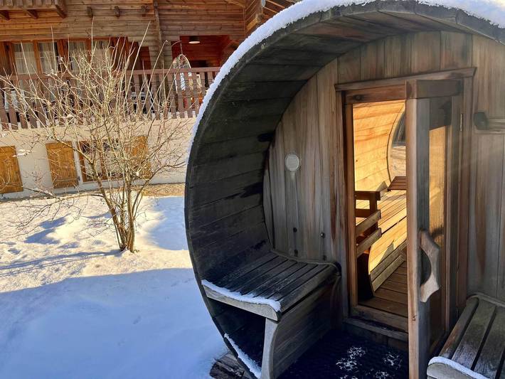 Chalet pour 10 personnes, avec terrasse et sauna à Montriond