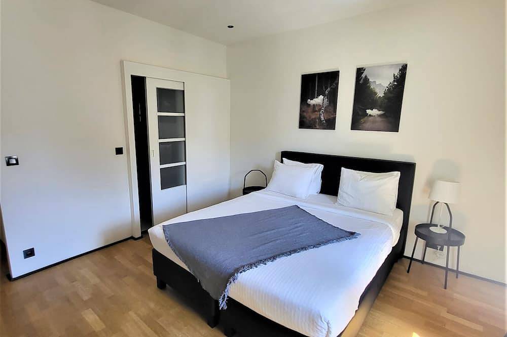 Apartamento entero, La Rotonde-2 bedroom apartment in enchanting Bruxelles with Wifi in Bruselas, Región de Bruselas