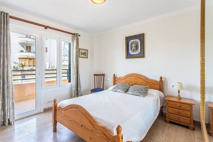 Ferienwohnung für 4 Personen, mit Pool und Balkon sowie Garten in Cala Major - 4