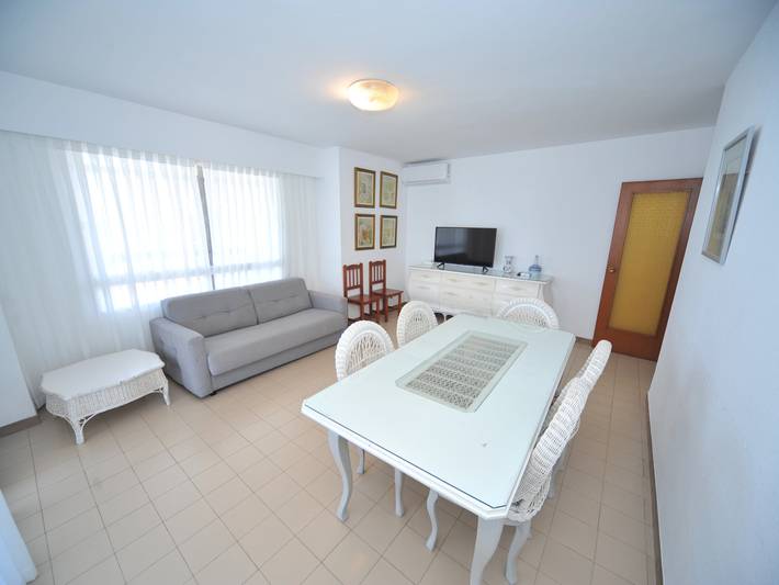 Gîte pour 9 personnes, avec terrasse et piscine à Benicasim - 2