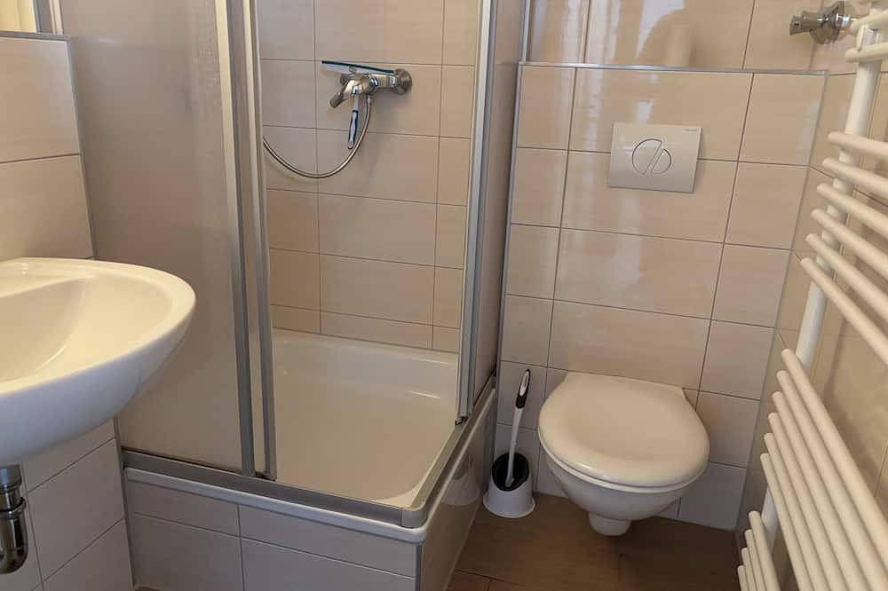 Ganze Wohnung, Gemütliche Ferienwohnung / Monteurzimmer für 1-3 Personen nahe Berlin Fewo 4. in Liebenwalde, Ruppiner Seenland