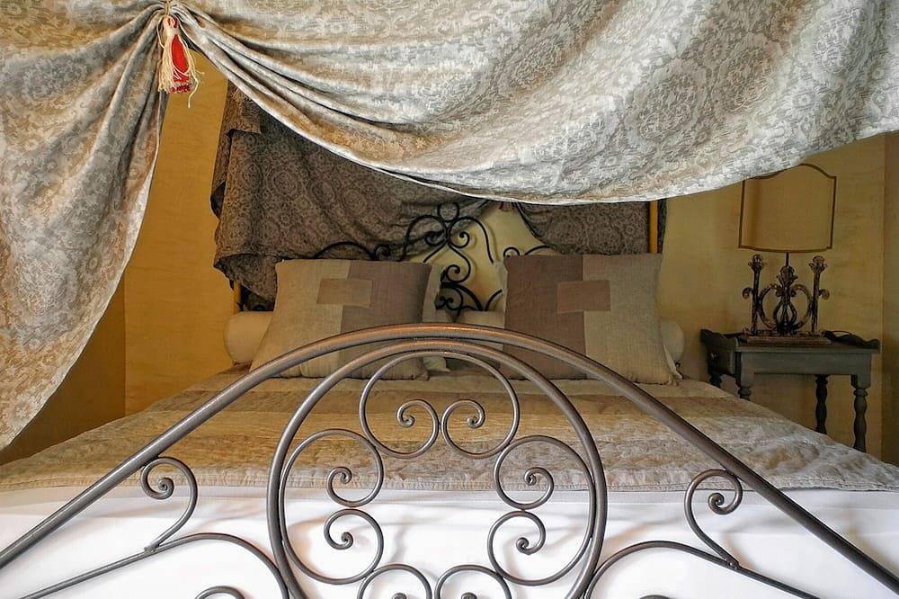 Les Logis du Bourg - A Ryad in Provence in Grillon, Enclave de Valreas