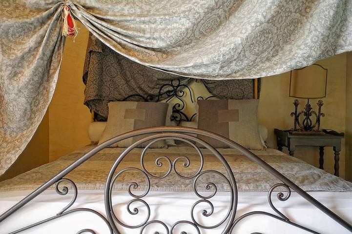 Location de vacances pour 28 personnes, avec Balcon ainsi que Jardin et Sauna à Grillon - 2