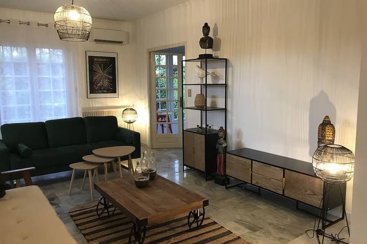 Location de vacances pour 10 personnes, avec jardin et terrasse, animaux acceptés à Canet (Hérault) - 4