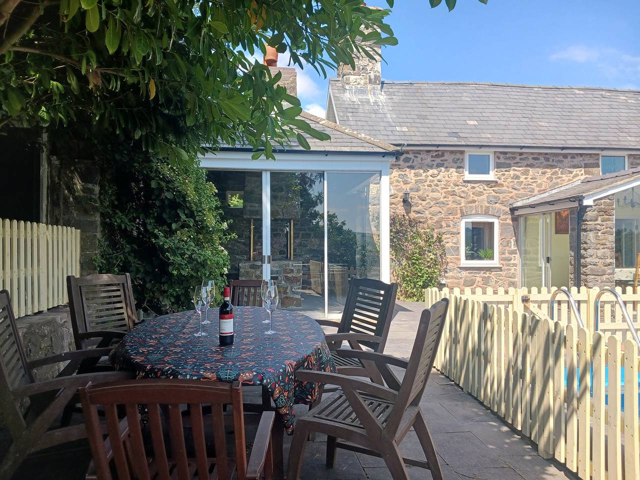 Bryn Y Garreg Cottage - The Wireless Free Farm in Powys