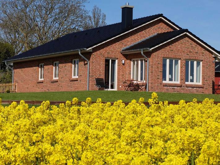 Ferienhaus für 6 Personen, mit Terrasse und Whirlpool sowie Garten und Sauna in Pommerby - 3