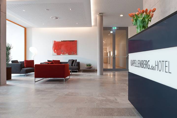 Hotel Kapellenberg - Doppelzimmer (28qm) zur Einzelbelegung mit kostenfreiem Wlan in Eibelstadt, Fränkisches Weinland