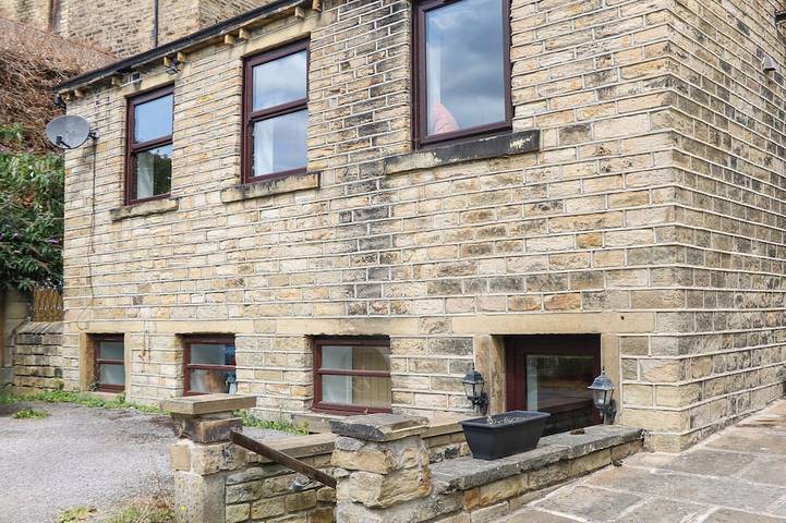 Cottage for 4 people, with Garden in Huddersfield