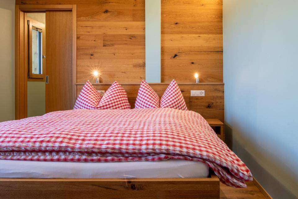 Standard Twin Room in Ernen, Goms