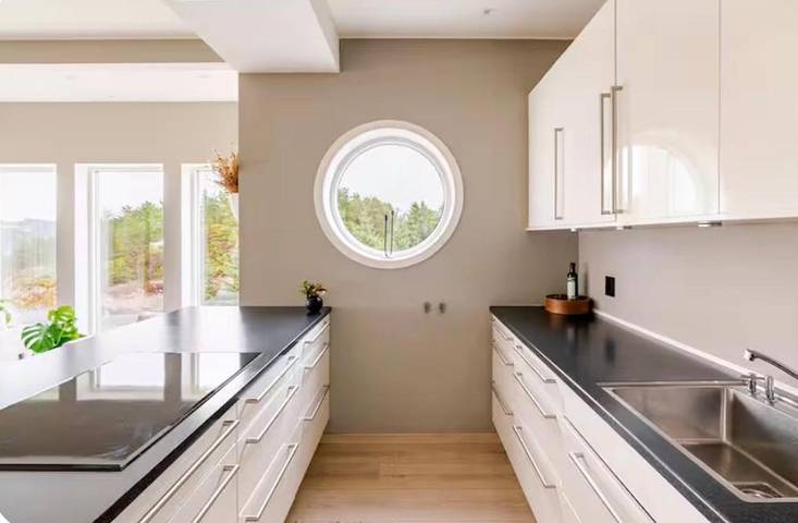 Ferienhaus für 8 Personen, mit Balkon und Whirlpool sowie Terrasse und Garten in Fjell - 4