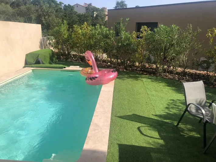 Ferienhaus für 8 Personen, mit Garten und Pool - 1