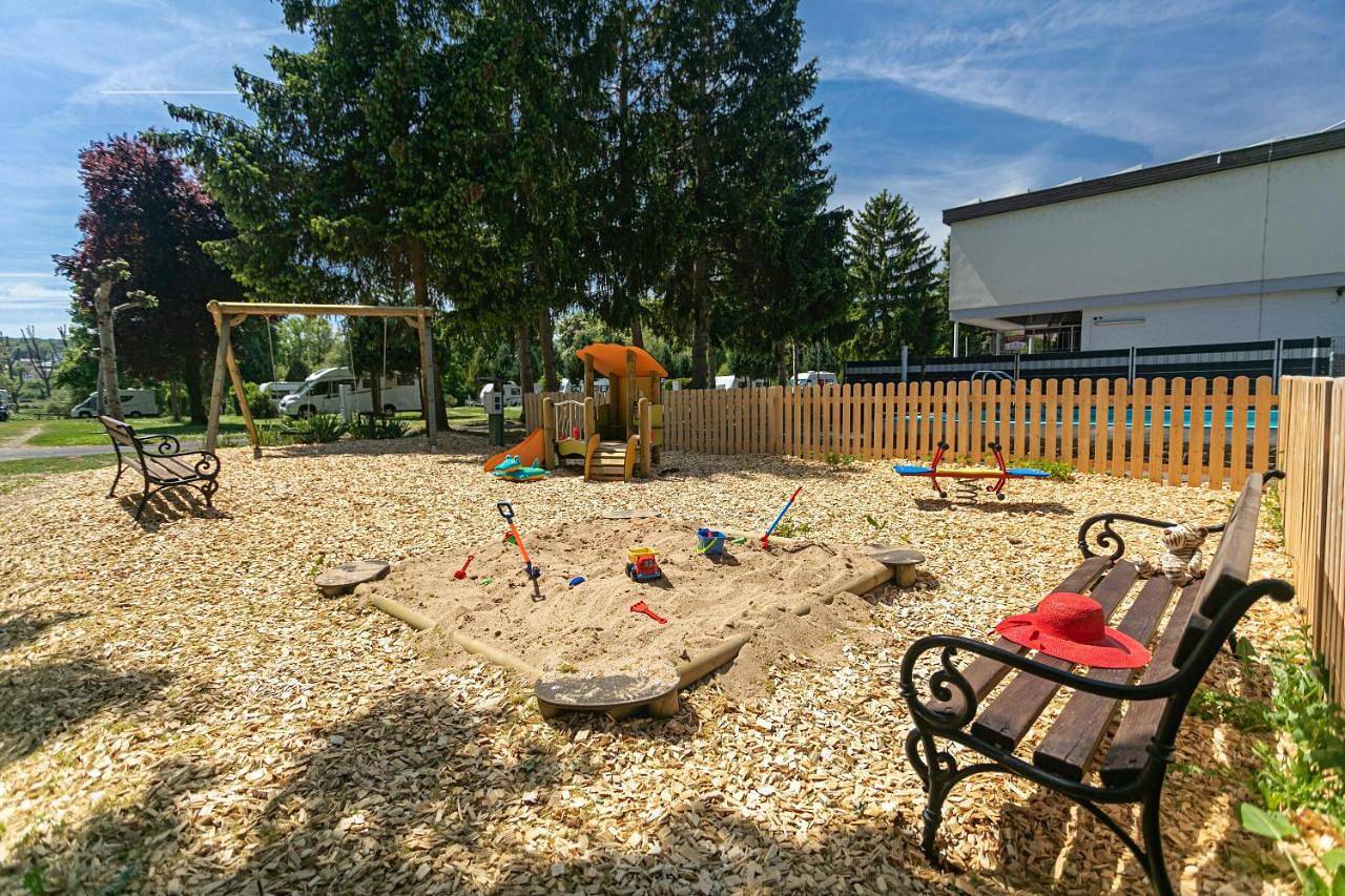 Knaus Campingpark Frickenhausen in Frickenhausen am Main, Franconian Wine Country