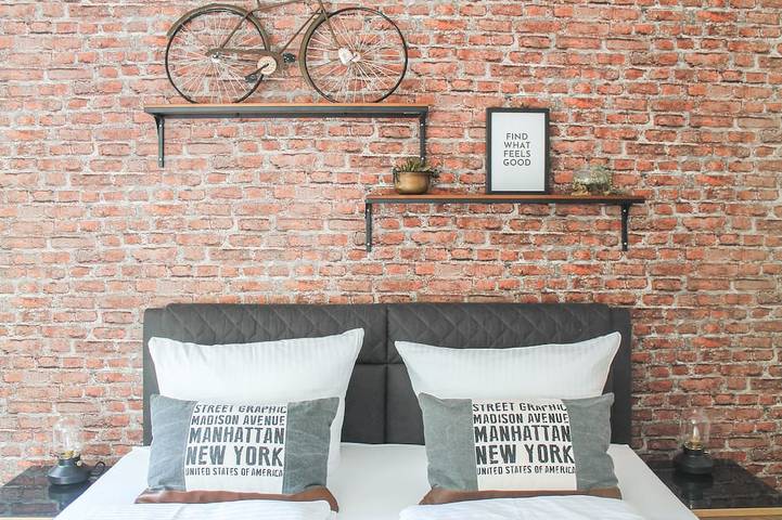 Apartamento entero, New York style, parking lot, lockable bike box with charging facility in Deutsches Eck, Coblenza