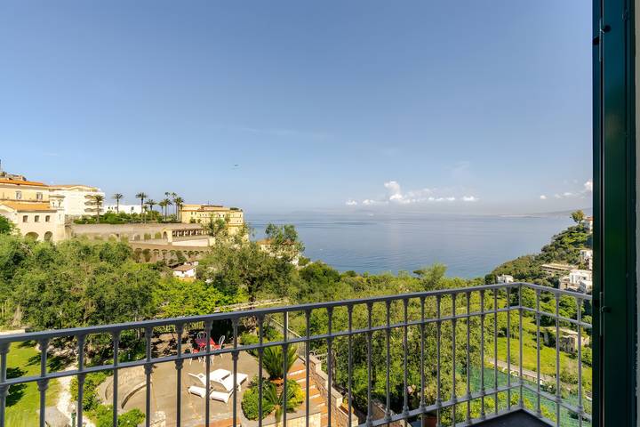 Holiday rental for 8 people, with garden in Naples Province
