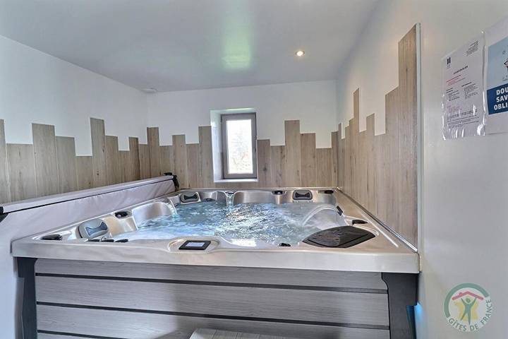Chambre d’hôte pour 2 personnes, avec jardin ainsi que sauna et jacuzzi en Bretagne - 2