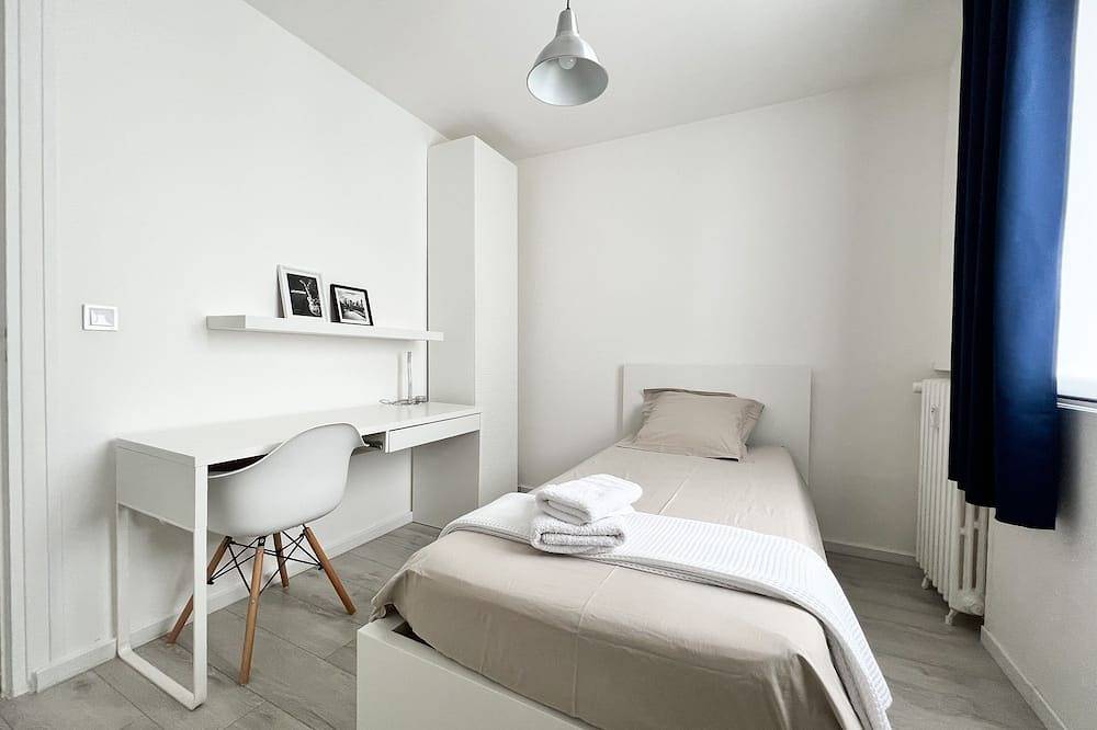 Entire apartment, A break in Evreux Entire apartment in Évreux, Évreux region