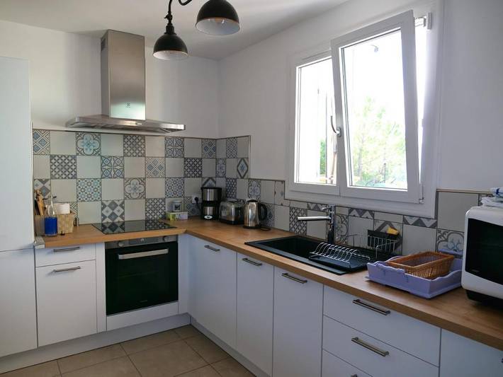 Location de vacances pour 10 personnes, avec piscine ainsi que vue et jardin, adapté aux familles à Manosque - 4