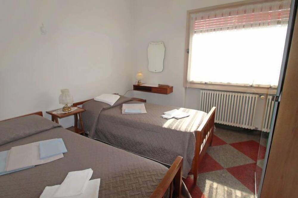 Ganze Wohnung, Lungolago in Lavena Ponte Tresa, Luganer See (Lombardei)