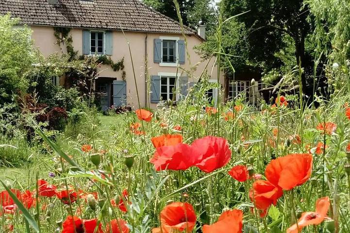 Attractive holiday home in central France in Tranzault, La Châtre und Umgebung