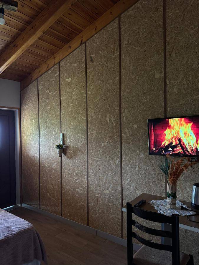 Maison d’hôte pour 3 personnes, avec vue sur le lac ainsi que jardin et vue, animaux acceptés dans Gjirokastër - 2