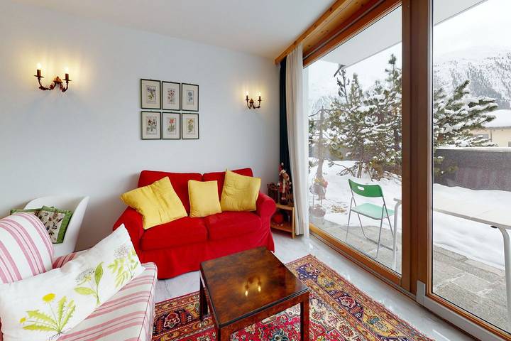 Ferienwohnung für 2 Personen, mit Terrasse in Samedan - 2
