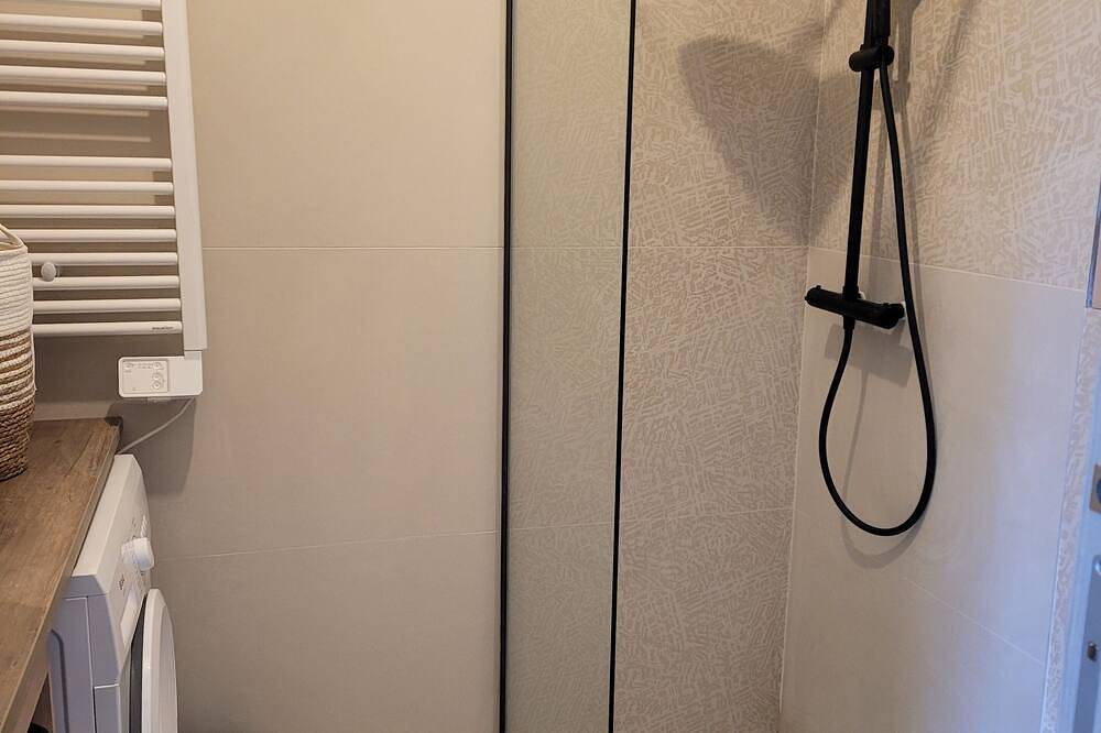 Appartement entier, Studio Cosy Aix Les Bains in Aix-les-Bains, Région de Chambéry