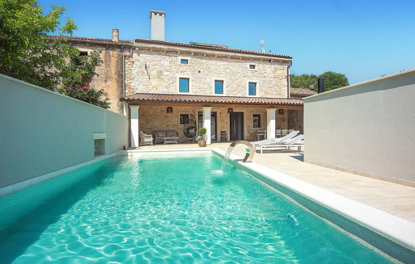 Geräumige Ferienwohnung mit Pool, Terrasse und WLAN in der Nähe von Manjadvorci in Marčana, Südküste Istrien