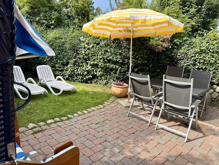 Ganze Wohnung, Großzügige 3-Zimmer Ferienwohnung mit Terrasse und Kamin über zwei Ebenen in Westerland, Sylt (Gemeinde)