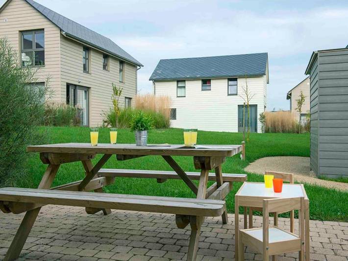 Familienvilla am See in Froidchapelle, Hennegau