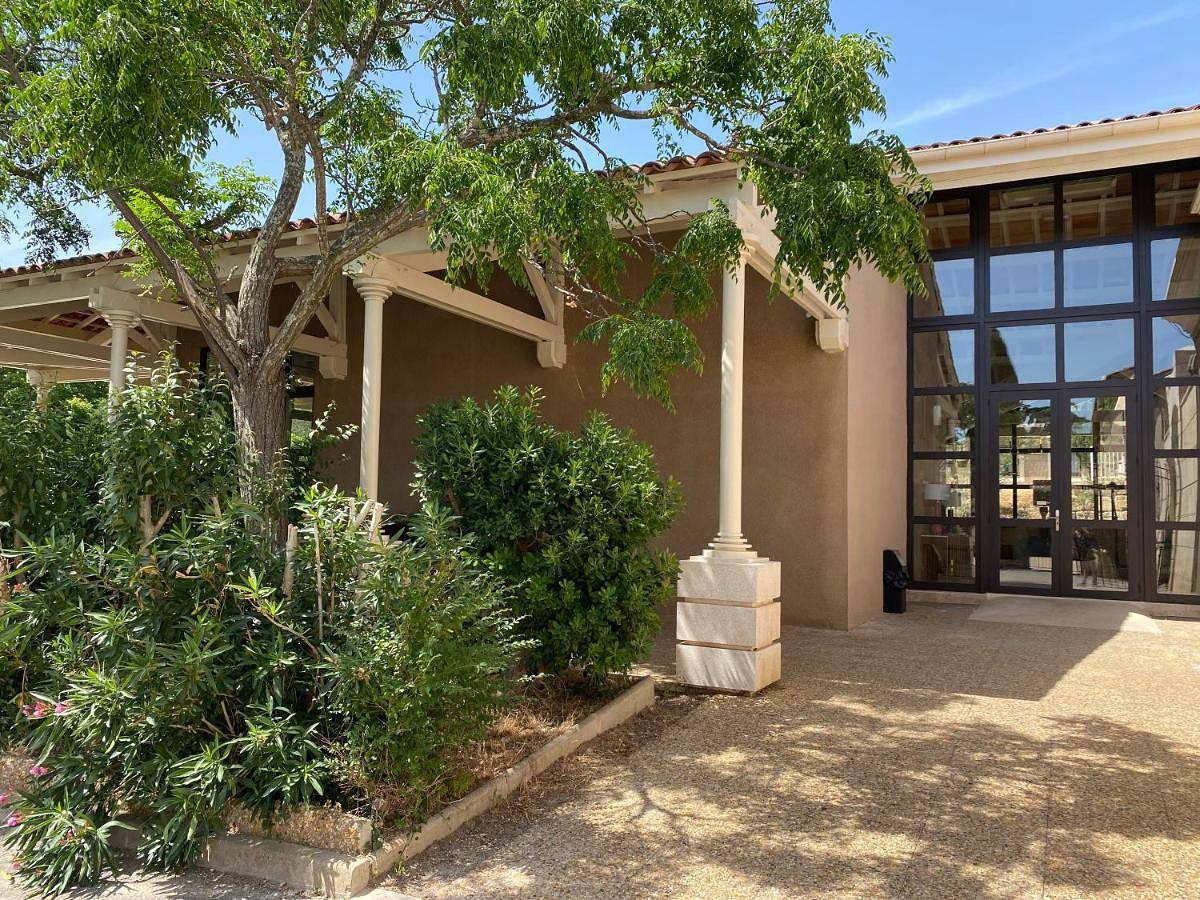 Double Room in Aurons, Région d'Aix-en-Provence