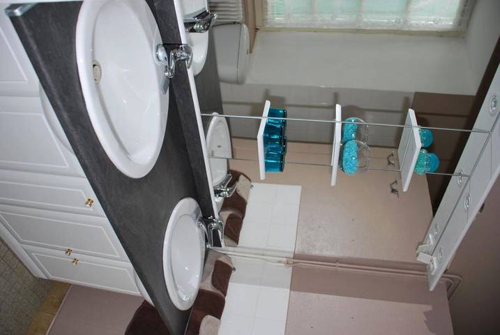Location de vacances pour 3 personnes, avec jardin à Ambialet - 2