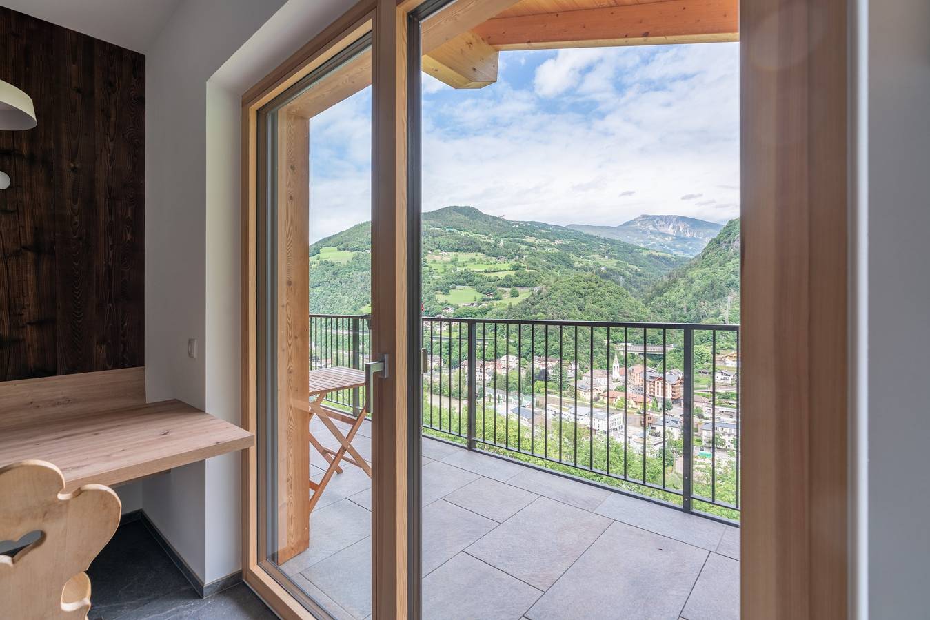 Ganze Wohnung, Apartment „Trostburg“ mit Bergblick und Wlan in Barbian, Sarntaler Alpen