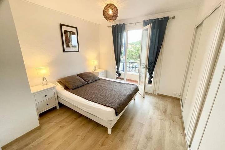 Gîte pour 4 personnes, avec balcon et piscine dans Office De Tourisme De La Croix Valmer - 2