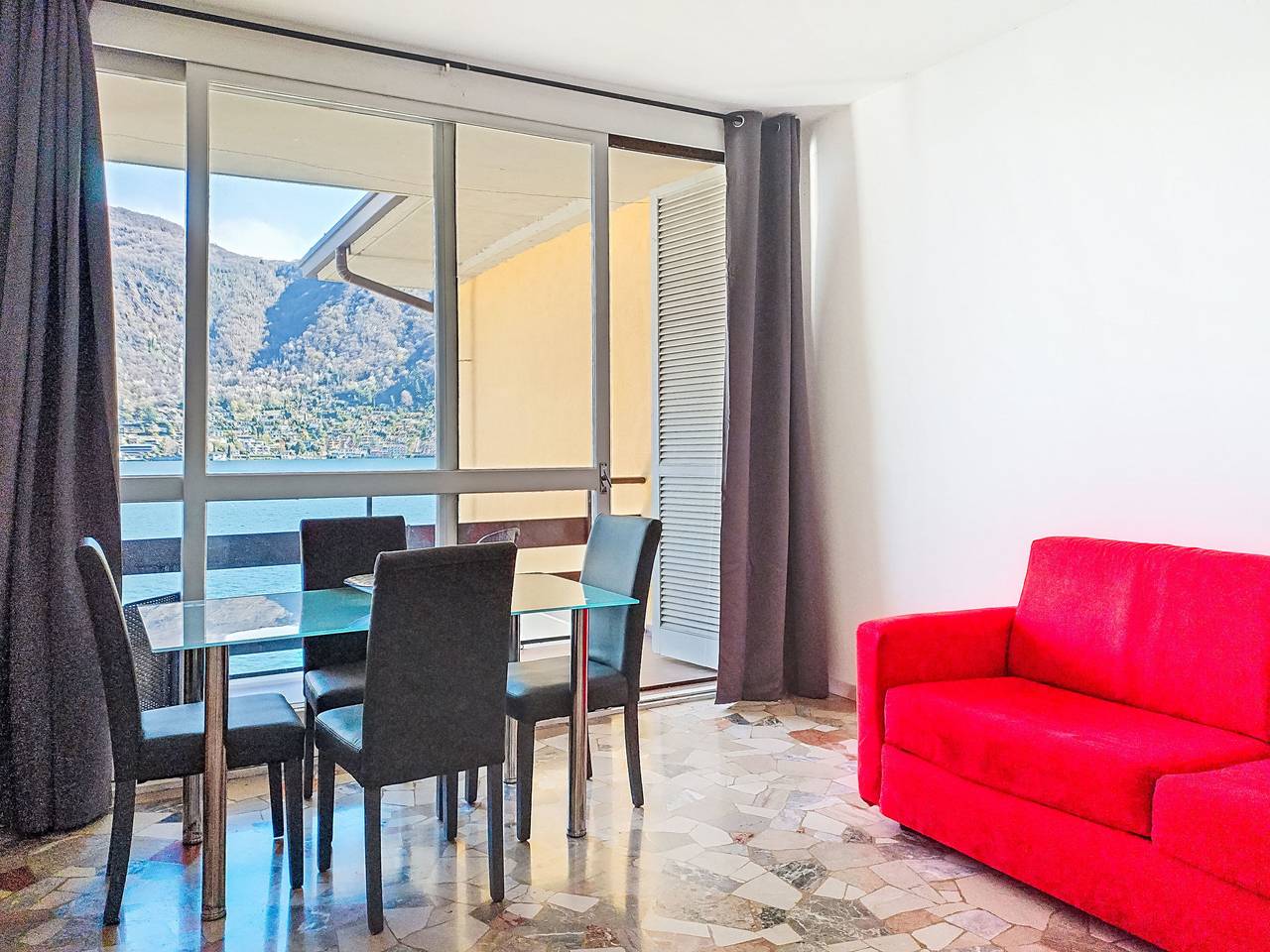 Ganze Wohnung, Olli in Porto Ceresio, Luganer See (Lombardei)