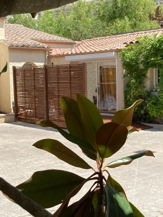 Apartamento de vacaciones para 4 personas, con vistas y jardín - 1