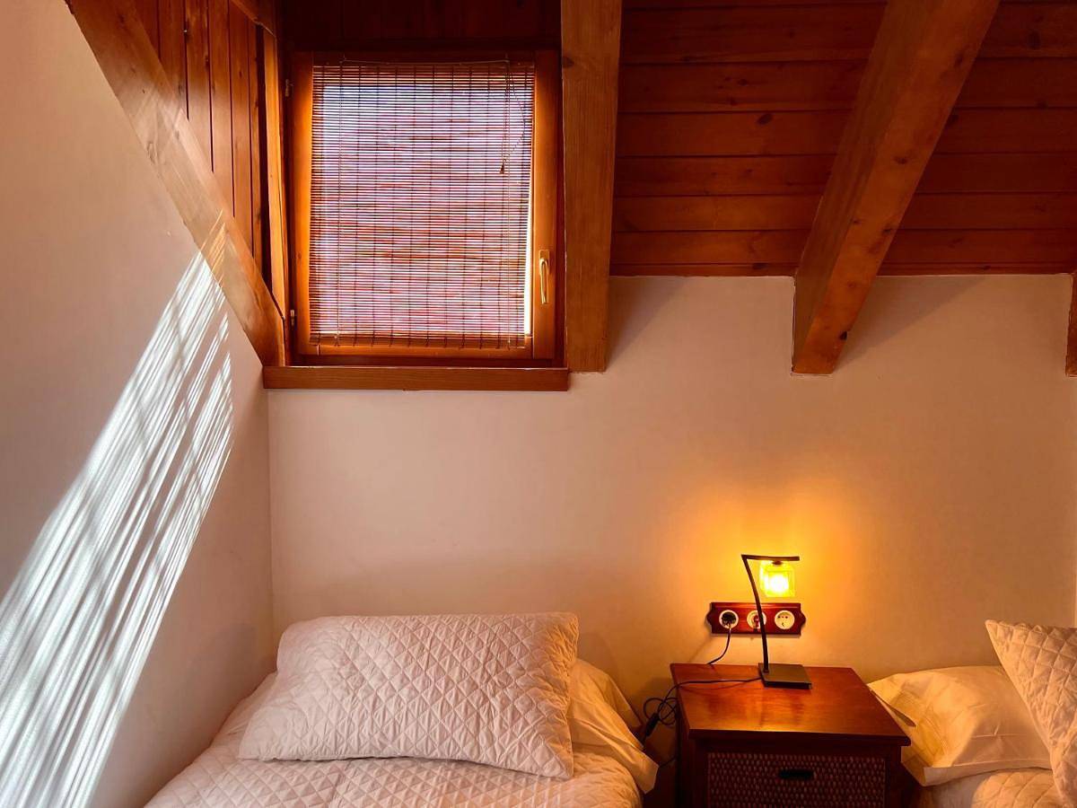 Apartamento entero, Three-Bedroom Apartment in Port Ainé, Rialp