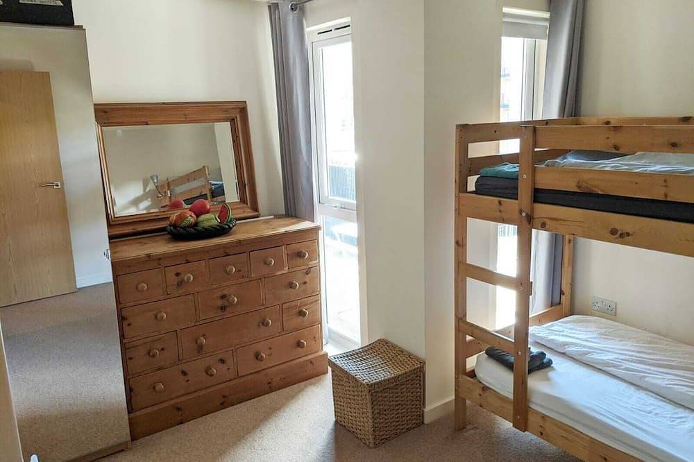 Entire apartment, 2 Bed, 2 bath apartment Kingston upon Thames / G. London in Kingston upon Thames, London