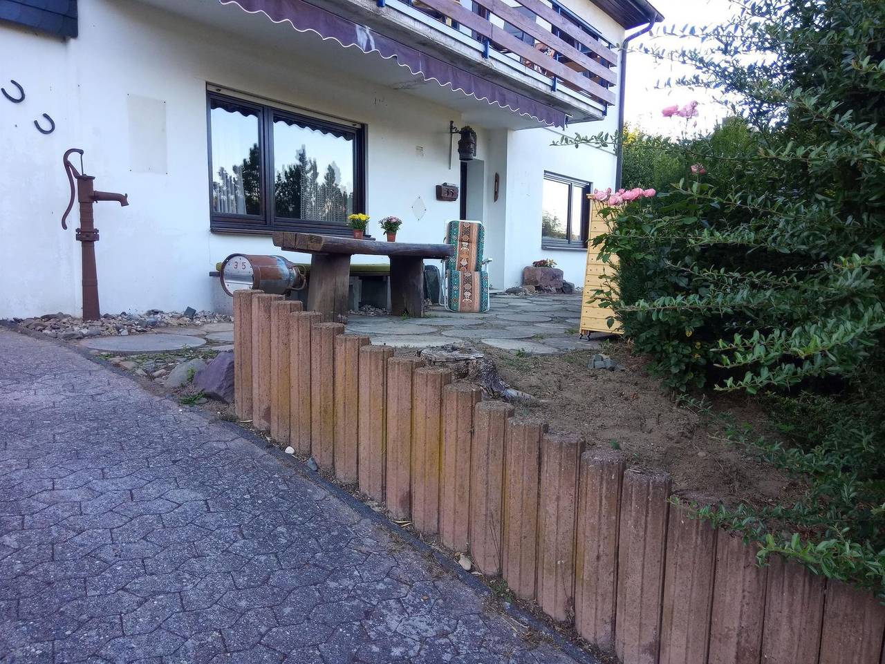 Ganze Ferienwohnung, Ferienwohnungen am Sonnenhang - Ferienwohnung am Sonnenhang: Dachgeschoss in Reuschenbach, Hausen (Wied)
