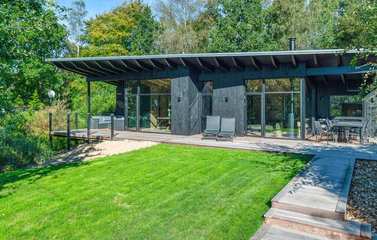 Ferienhaus für 8 Personen, mit Terrasse und Garten sowie Sauna in Børkop