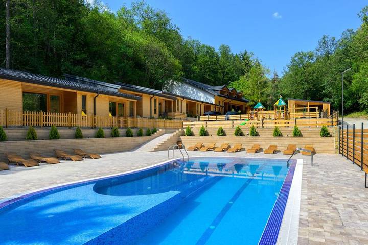 Maison d’hôte pour 23 personnes, avec vue ainsi que jardin et piscine dans Veliko Tarnovo - 3