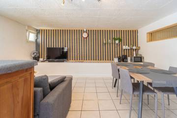 Appartement De Vacances pour 4 Personnes dans Saint-Genis-de-Saintonge, Région de Jonzac, Photo 3