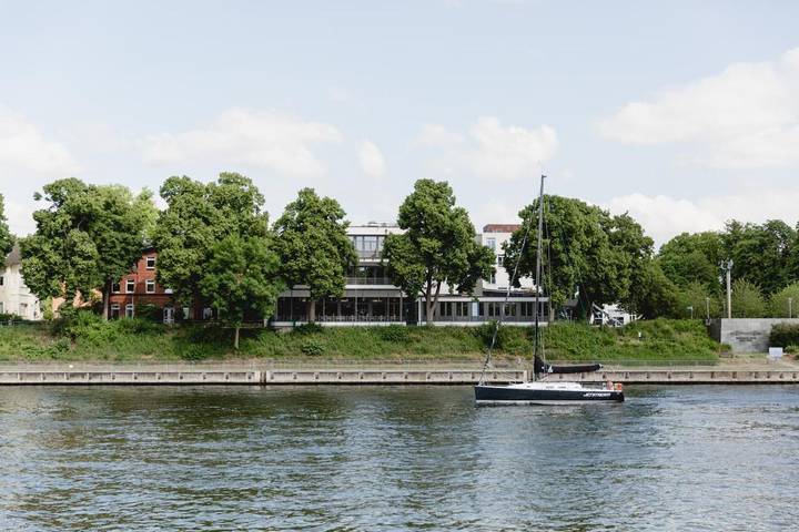Hotel für 3 Personen, mit Terrasse und Sauna sowie Seeblick und Ausblick am Nord-Ostsee-Kanal - 4