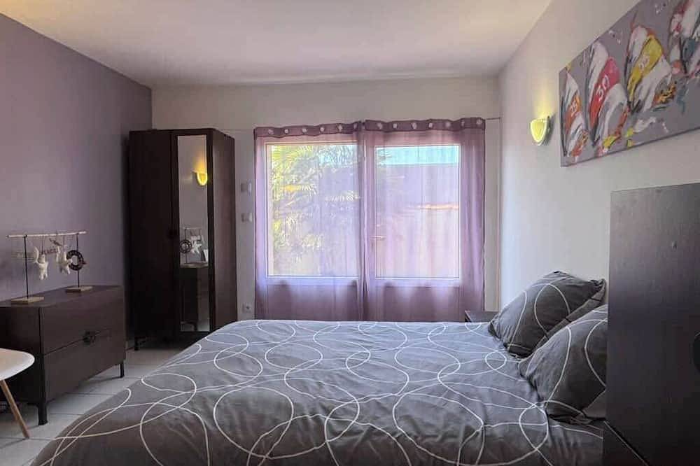 Entire apartment, Dunes Apart-Hotel - Kiwi Residence in Aytré, La Rochelle region