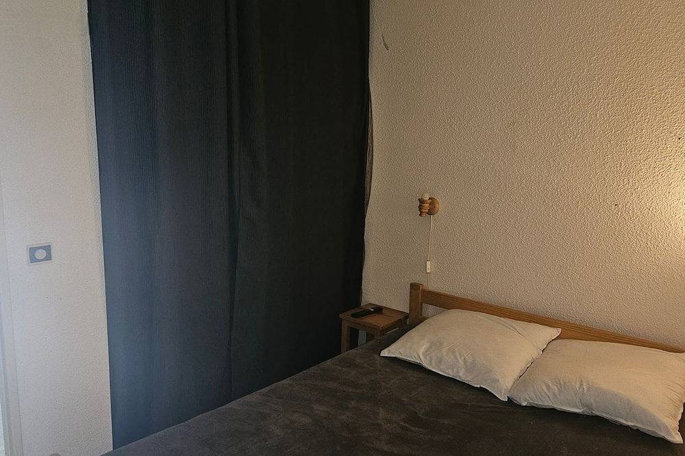 Ganze Wohnung, Mountain-view apartment sleeps 6 in Embrun, Nationalpark Écrins