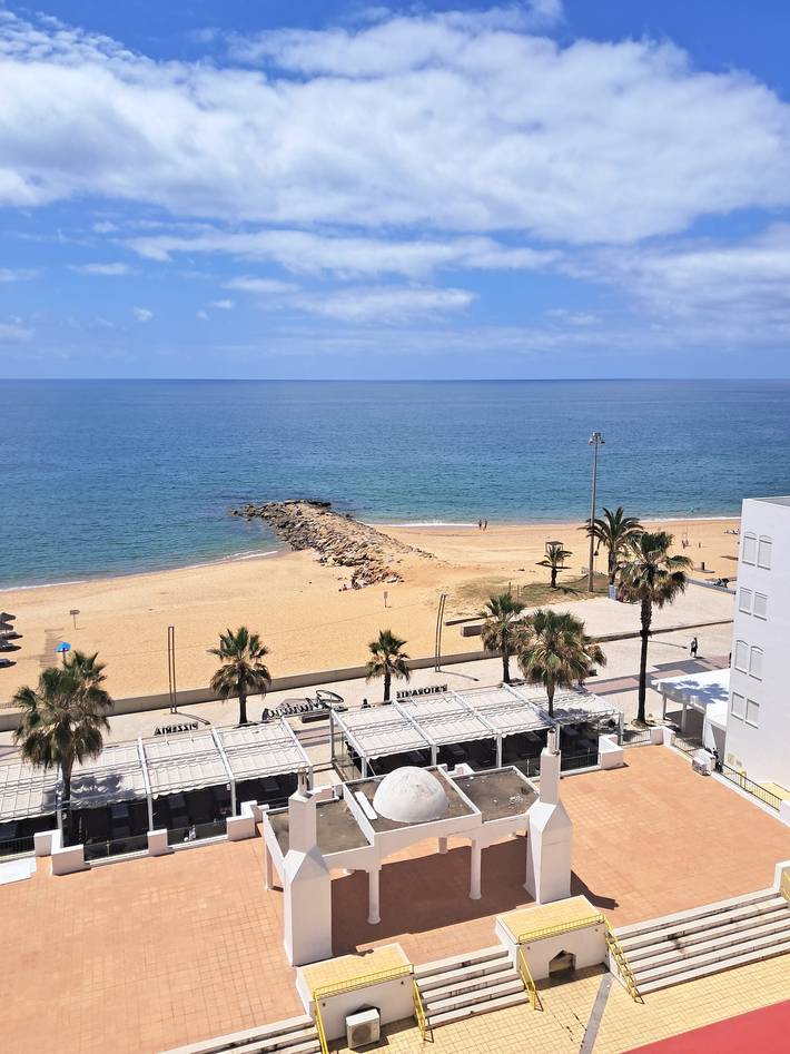 Ganze Wohnung, T1 Frente Mar A/C e garagem 6ºb,S.Miguel in Cavacos, Quarteira
