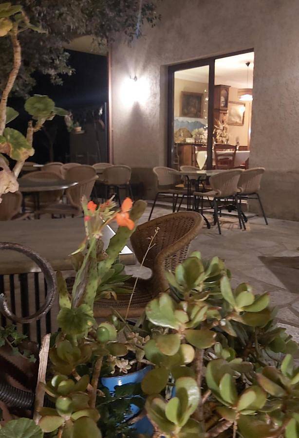 Gîte pour 4 personnes, avec vue et jardin ainsi que vue sur le lac et piscine, animaux acceptés à Pietracorbara - 2