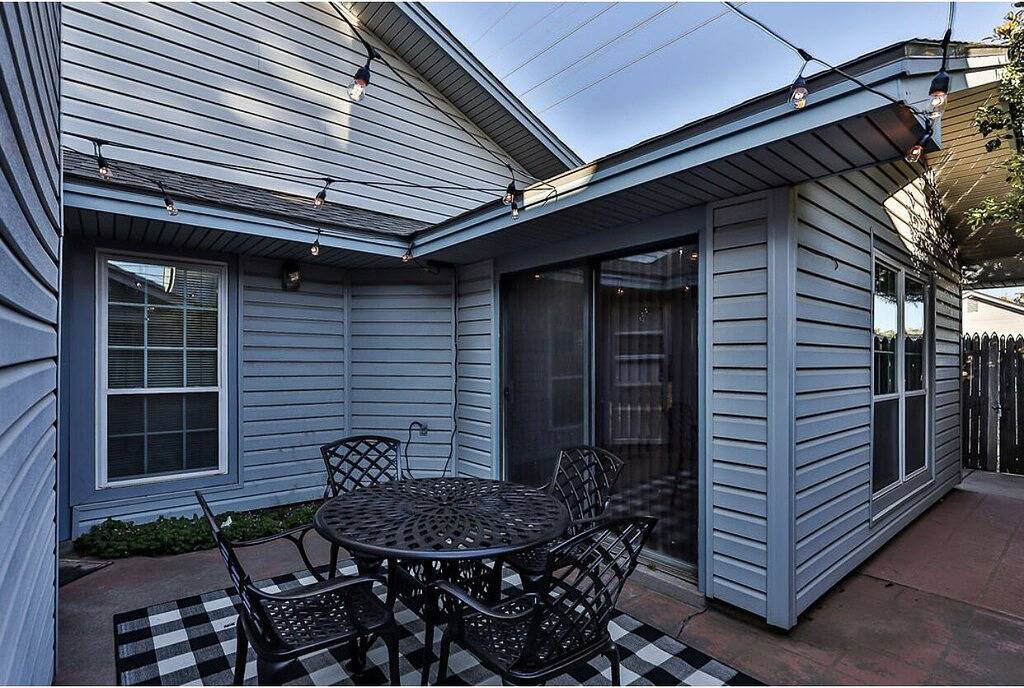 Flintwood Mac in Lubbock, Lubbock County