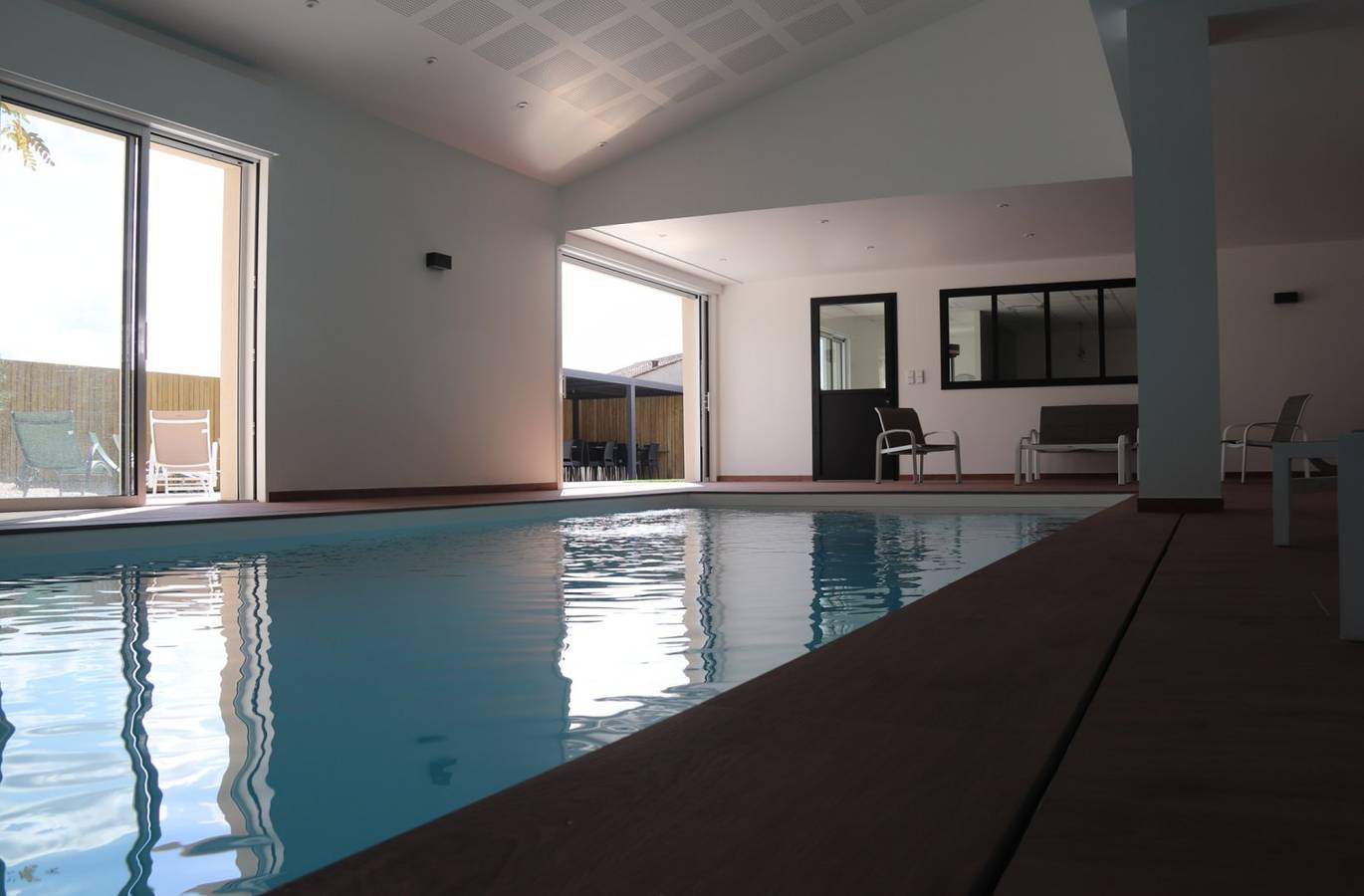 Gîte groupe 950 m² - 35 couchages - piscine intérieure in Sèvremont, Fontenay-le-Comte