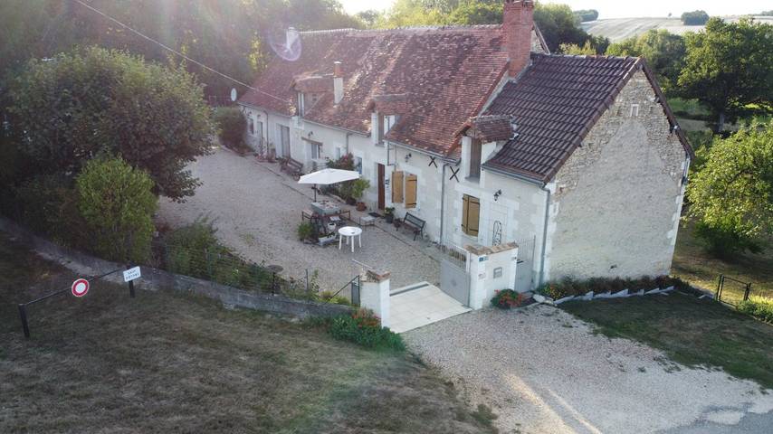 Gîte pour 6 personnes, avec vue sur le lac ainsi que terrasse et jardin dans Indre - 2