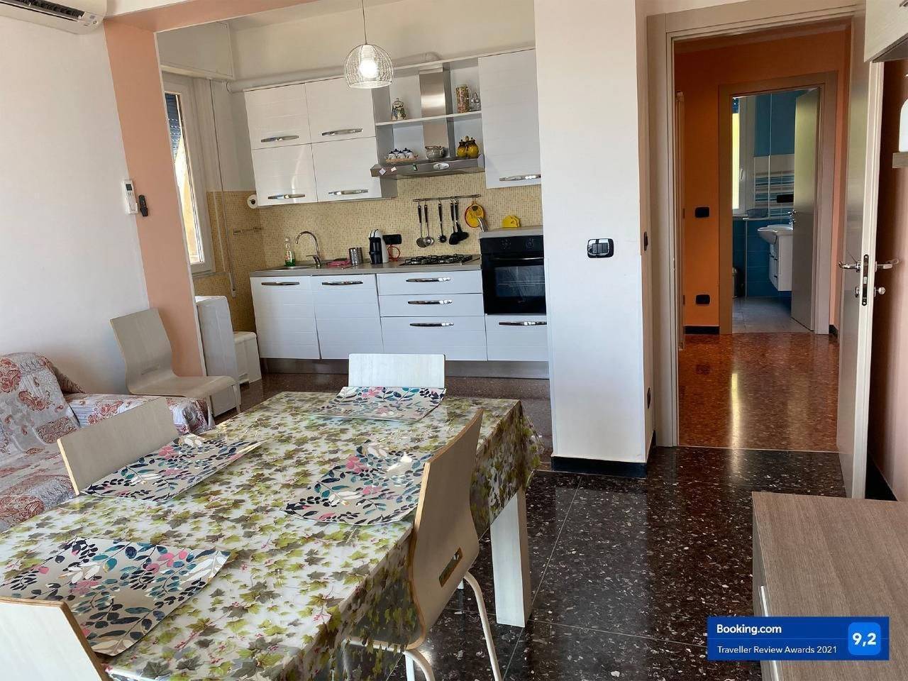 Ganze Wohnung, Wohnung mit Meerblick in Albissola Marina, Riviera di Ponente